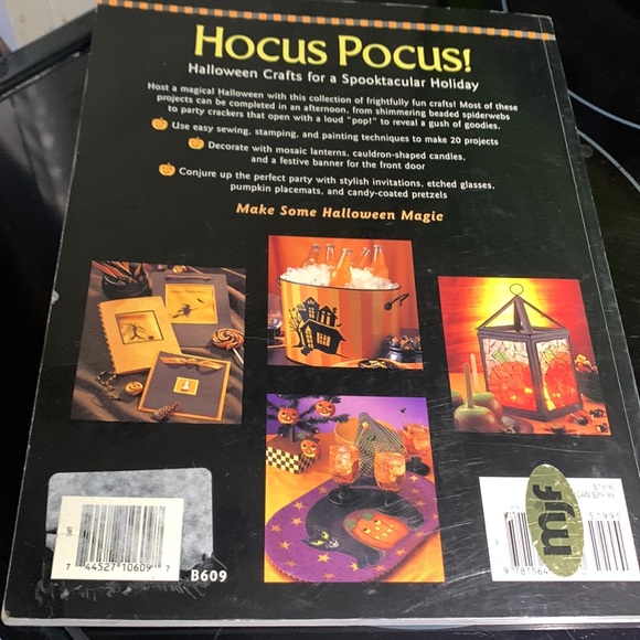 Hocus Pocus Halloween Crafts Book - Picture 3 of 17